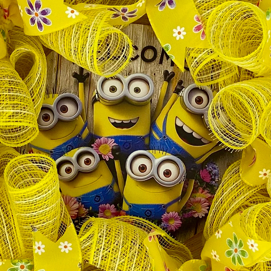 Minion Mischief – 24” Yellow Welcome Wreath