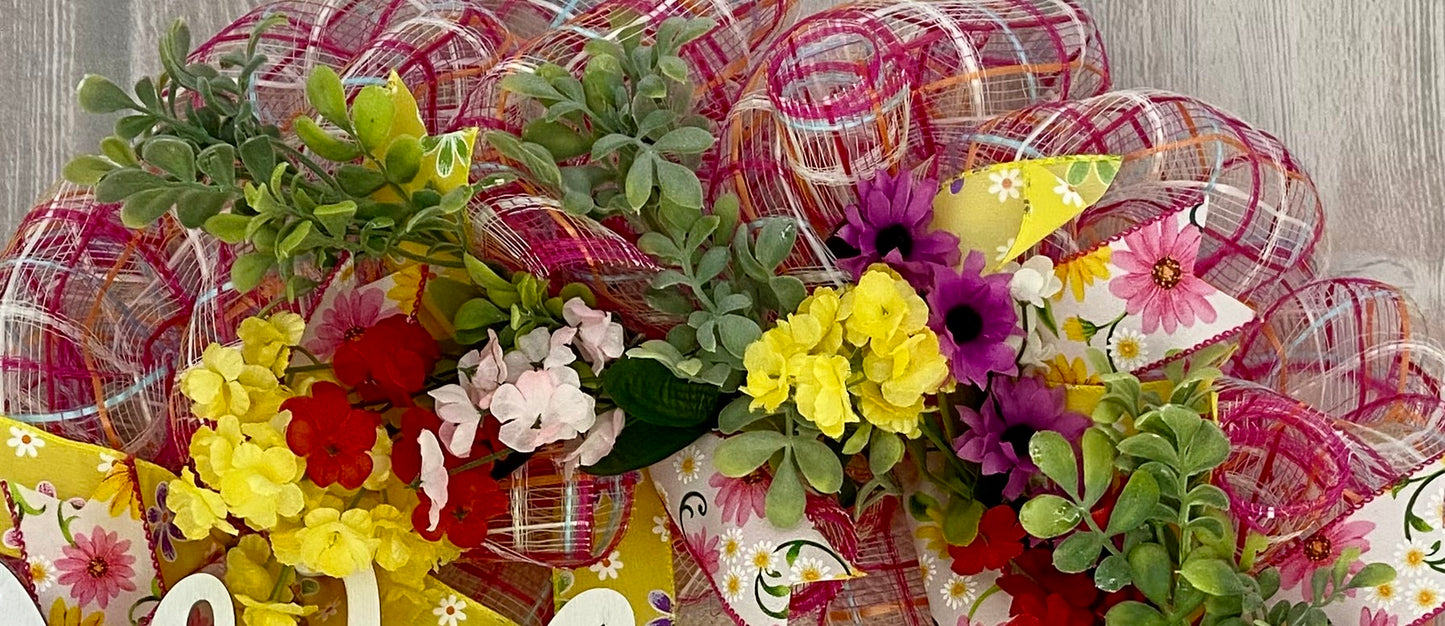Sunny Welcome – Handmade Spring Wreath with Cheerful Florals & Ribbon Charm