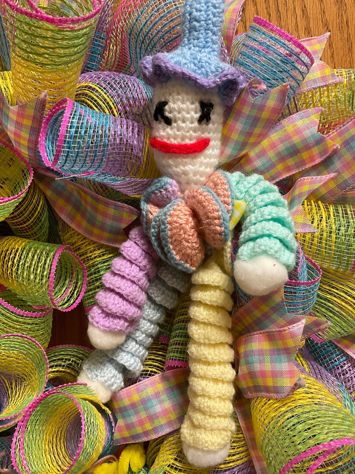 Giggles & Gingham – Whimsical Baby Shower Wreath with Clown Accent