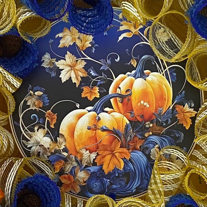 Autumn Elegance Wreath – 24” Mesh Pumpkin & Floral Fall Door Decor