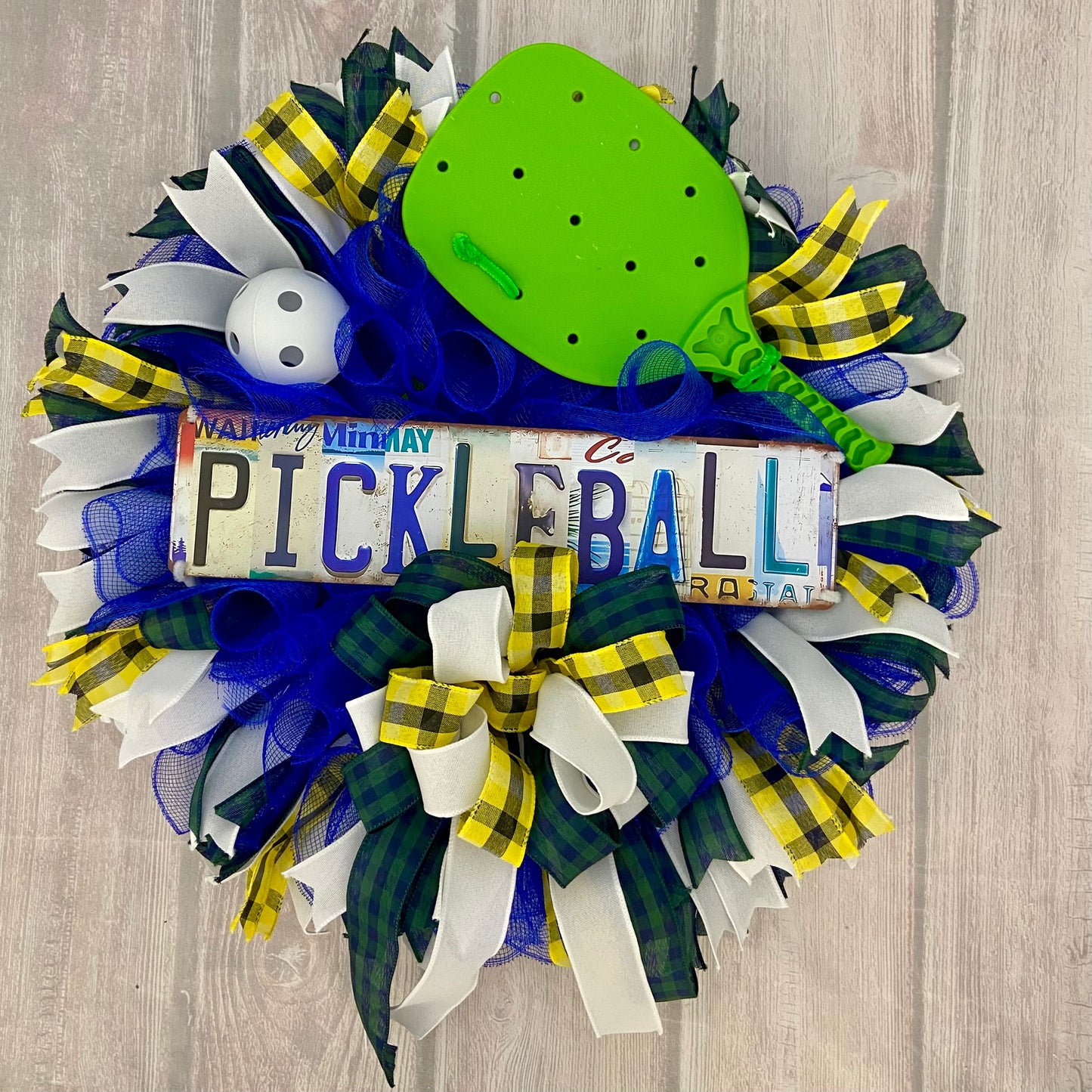 Dinks and Dreams – 24” Pickleball Wreath with Paddle & License Plate