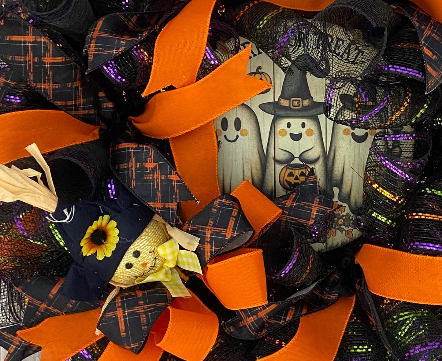 Boo Crew Bash – 24” Halloween Wreath