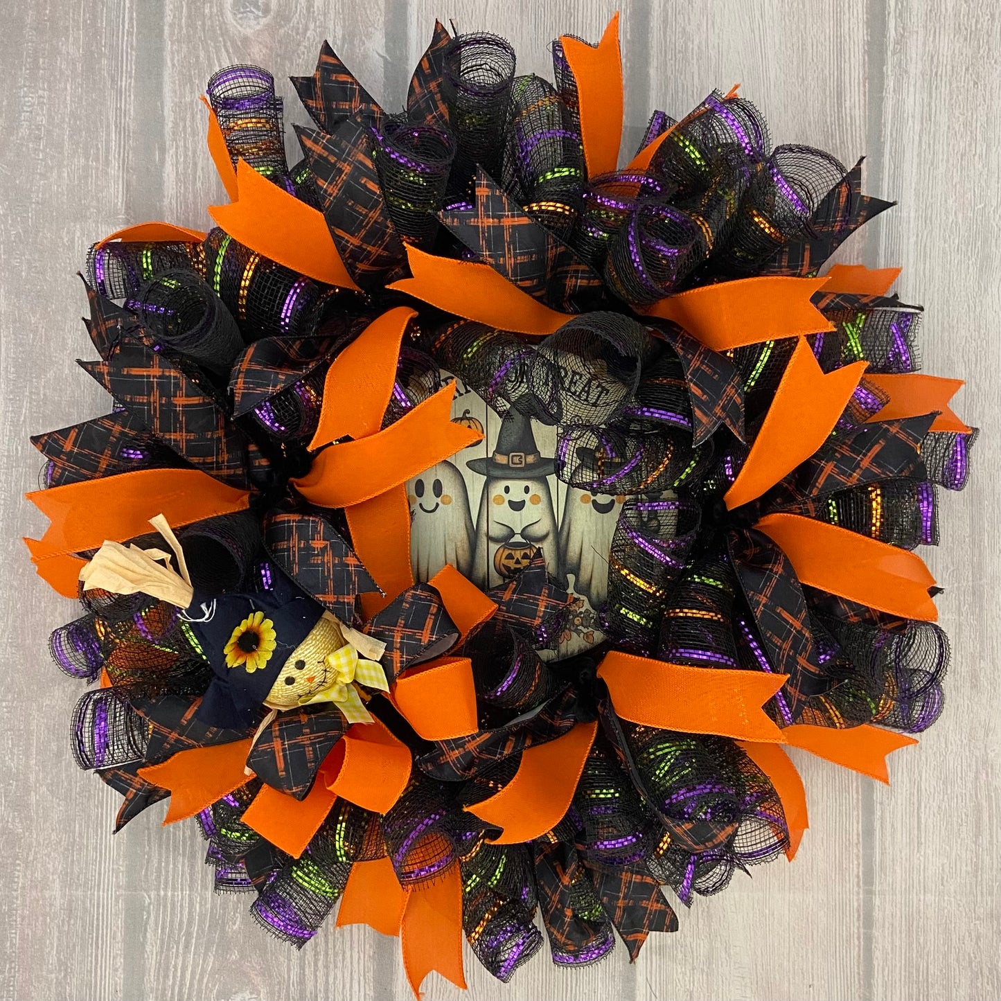 Boo Crew Bash – 24” Halloween Wreath