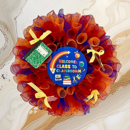 Welcome to Class! – Teacher Gift Wreath with Supplies & Schoolhouse Style