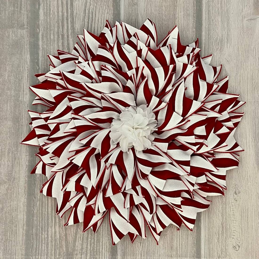 Crafting Christmas: A Peppermint Whirl Tutorial