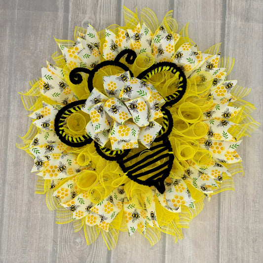 Honeybee Whimsy – 30” Bee Wreath for Porch or Patio