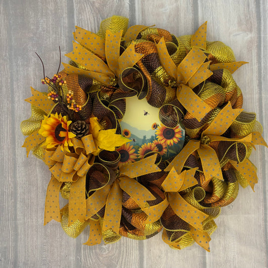 Sunflower Skies – 23” Wreath with Golden Mesh & Bee Accents