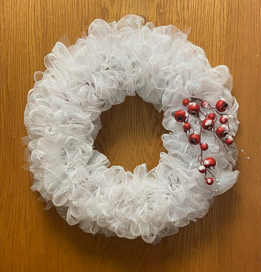 Frosted Simplicity – 24” White Mesh Wreath with Berries