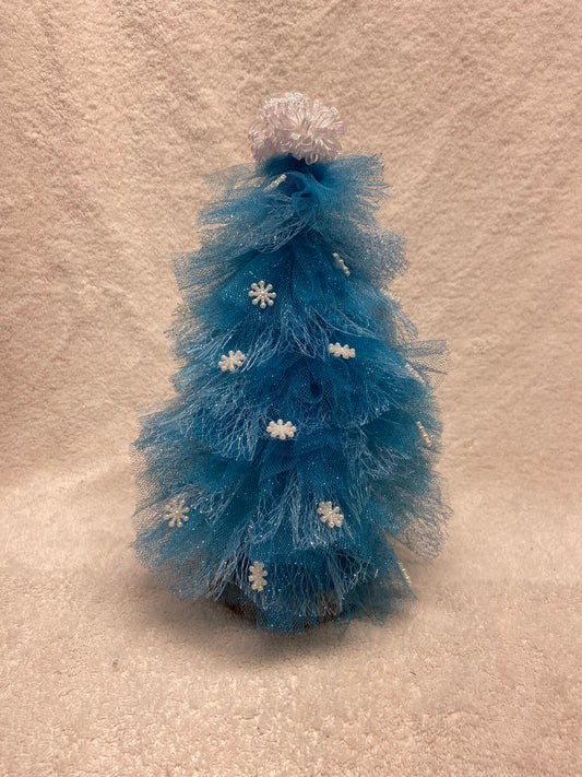 Winterberry Wink – 13” Whimsy Tree